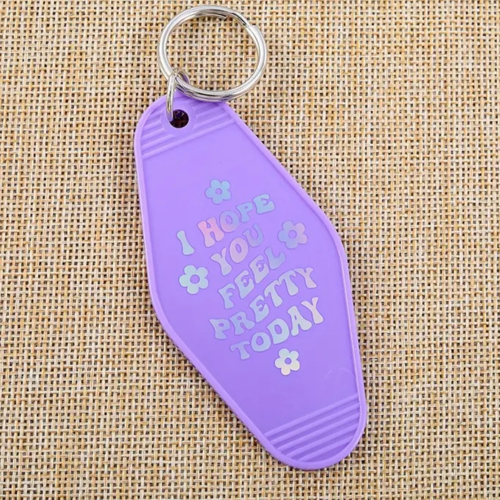 I Hope You Feel Pretty Today Retro Motel Room Keychain Vintage Style - Picture 5 of 5